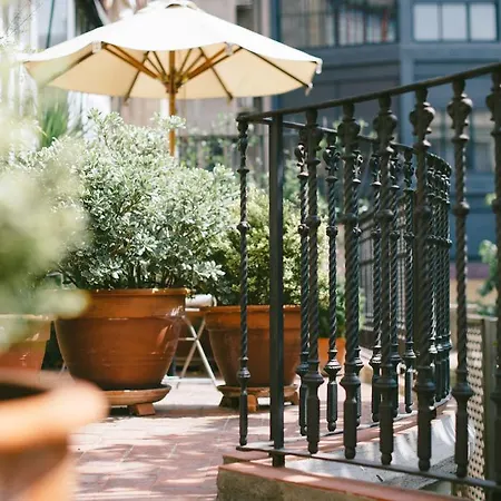 ベッド・アンド・ブレックファスト シルカ 1905 4*