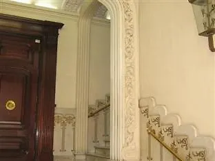 Bed & Breakfast Circa 1905 4*