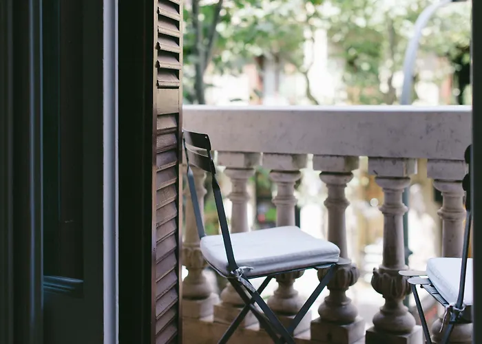 Circa 1905 Bed & Breakfast Barcelona