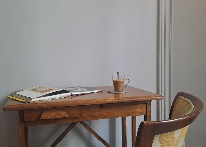 Bed & Breakfast Circa 1905