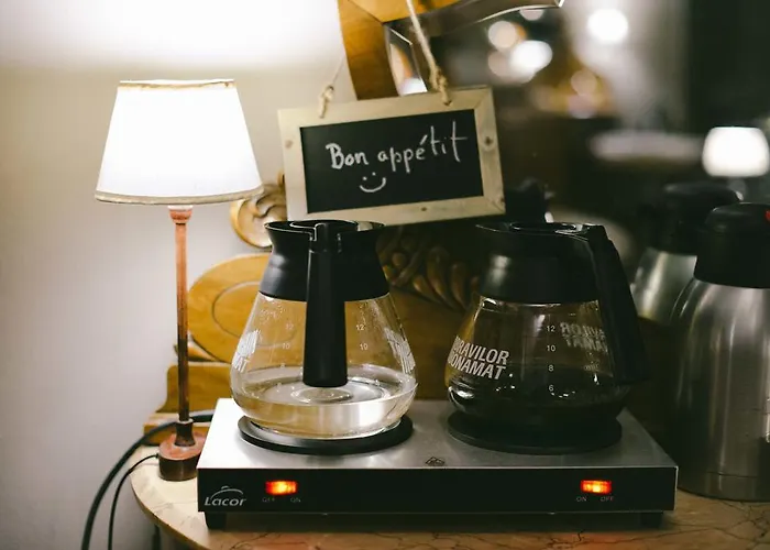 Bed & Breakfast Circa 1905