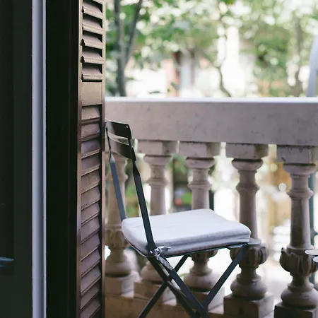 Circa 1905 Bed & Breakfast Barcelona