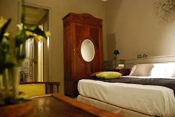 Bed & Breakfast Circa 1905 4*