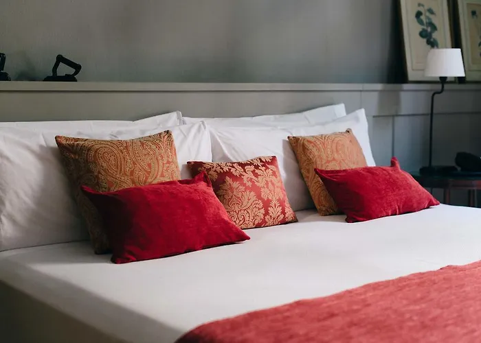 לינה וארוחת בוקר Circa 1905